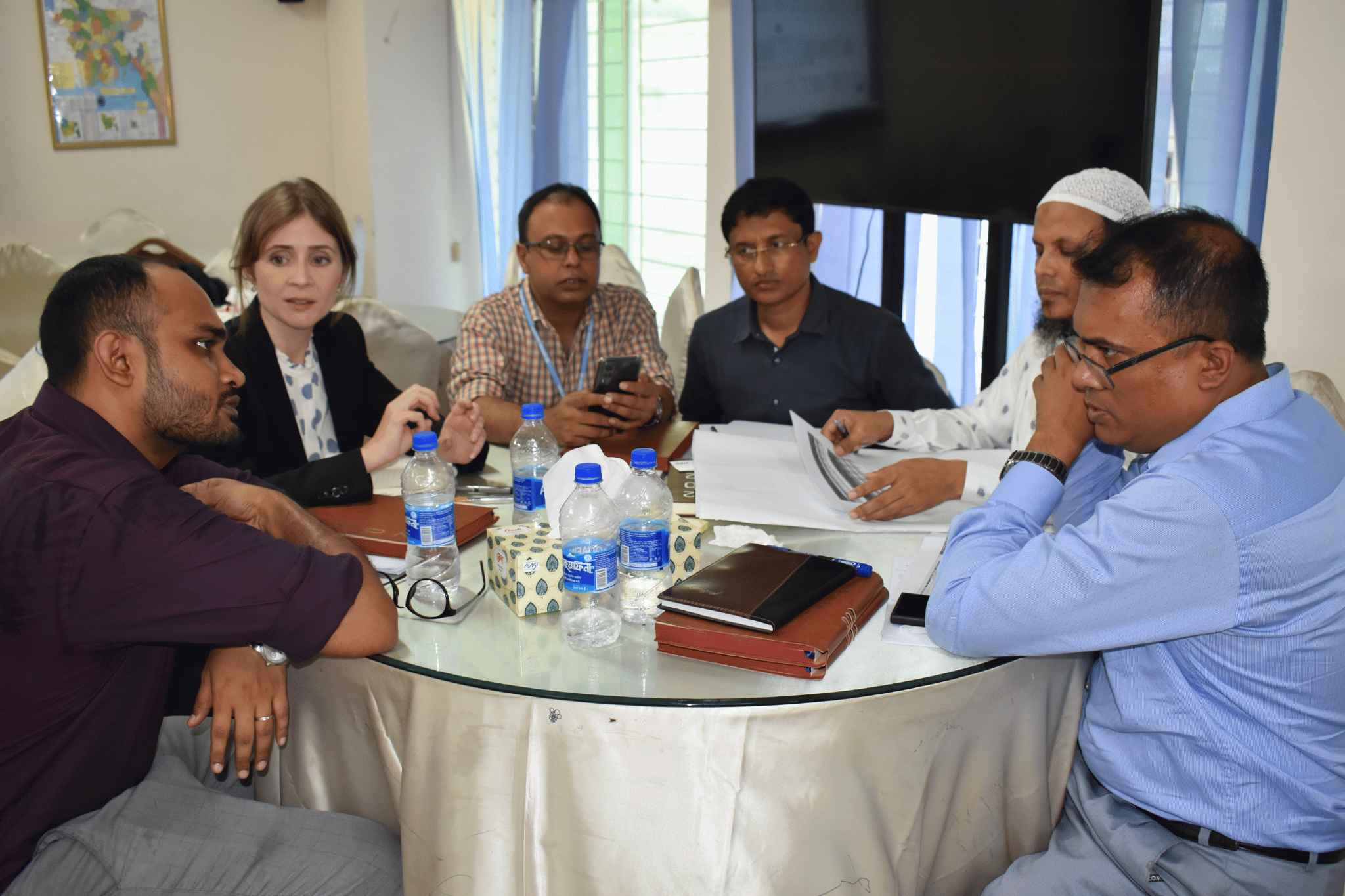 Participants of the capacity strengthening workshop in Dhaka, Bangladesh. 
