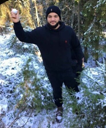 Rayah's eldest son in the Swedish snow